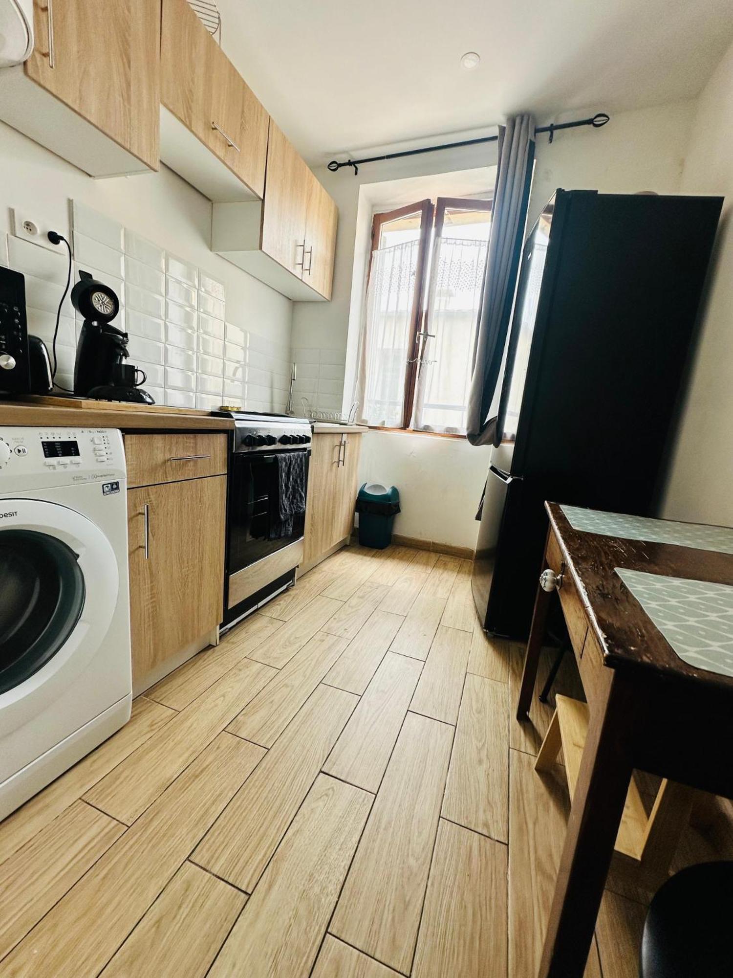 Le Cosy Apartment Марсилия Екстериор снимка